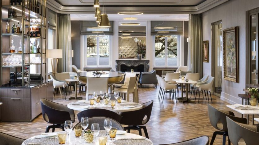 Debut Ritz Carlton ve Švýcarsku Ženevský Hotel de la Paix